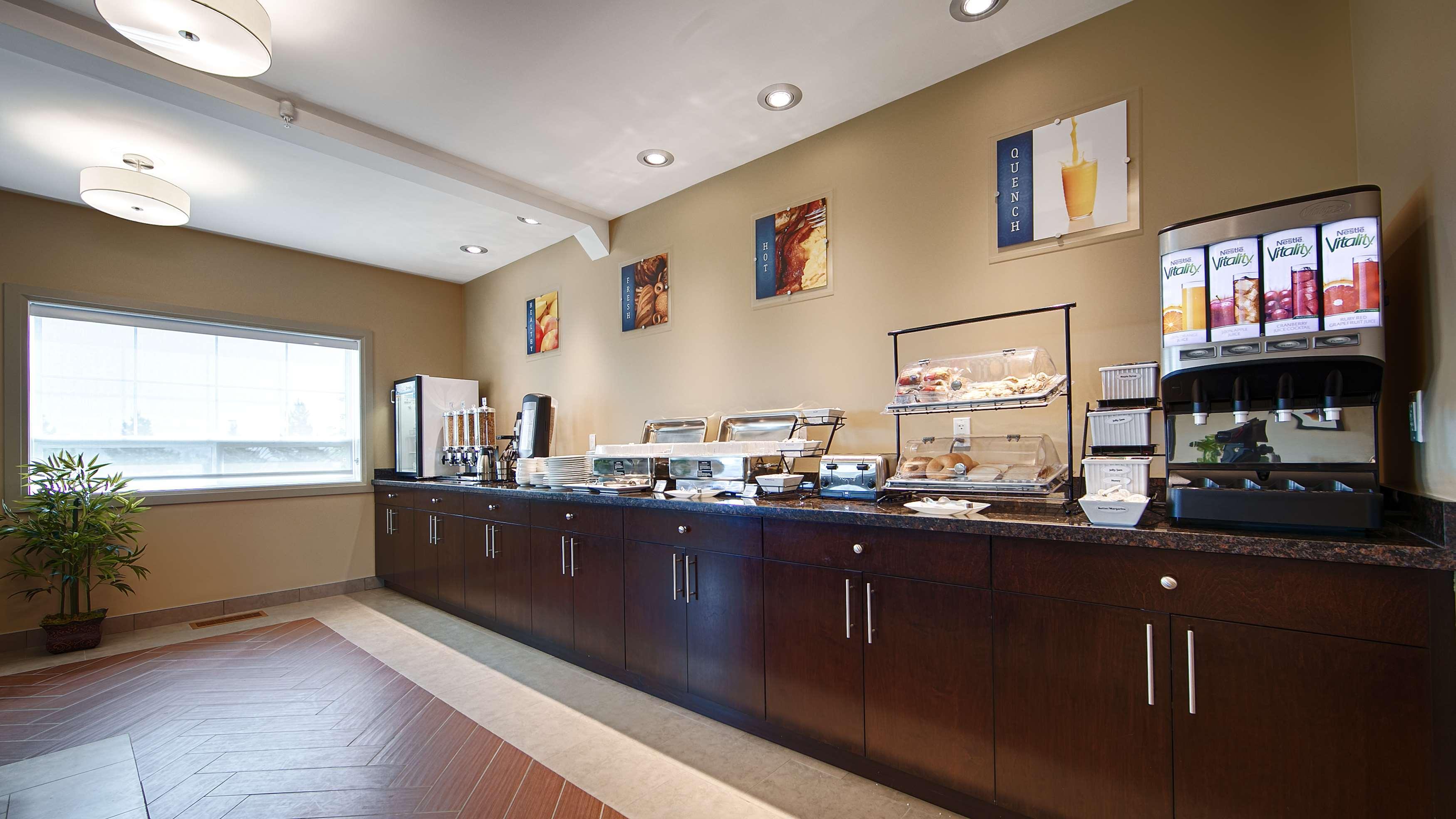 Best Western Plus Peace River Hotel & Suites Ngoại thất bức ảnh