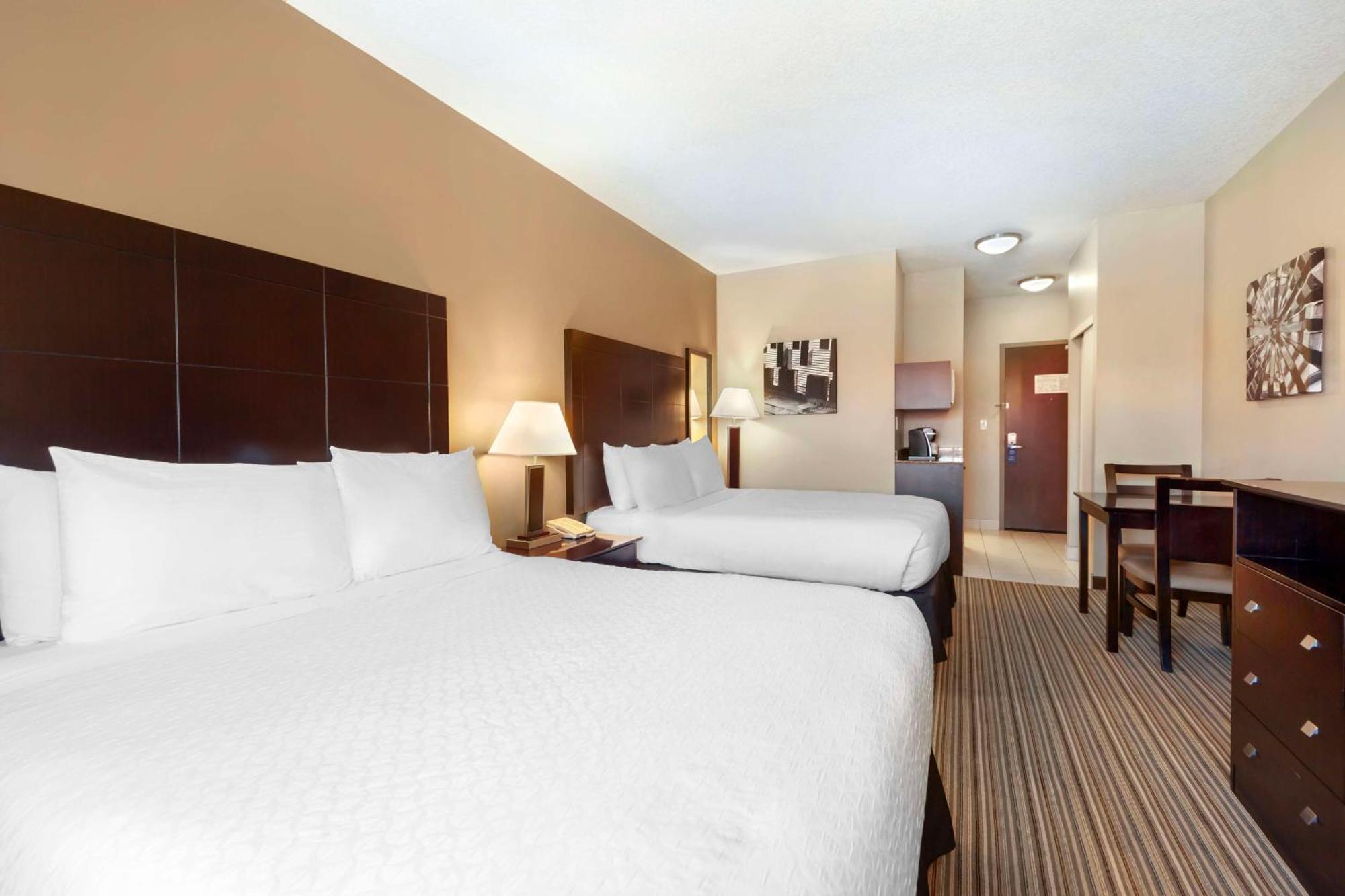 Best Western Plus Peace River Hotel & Suites Ngoại thất bức ảnh