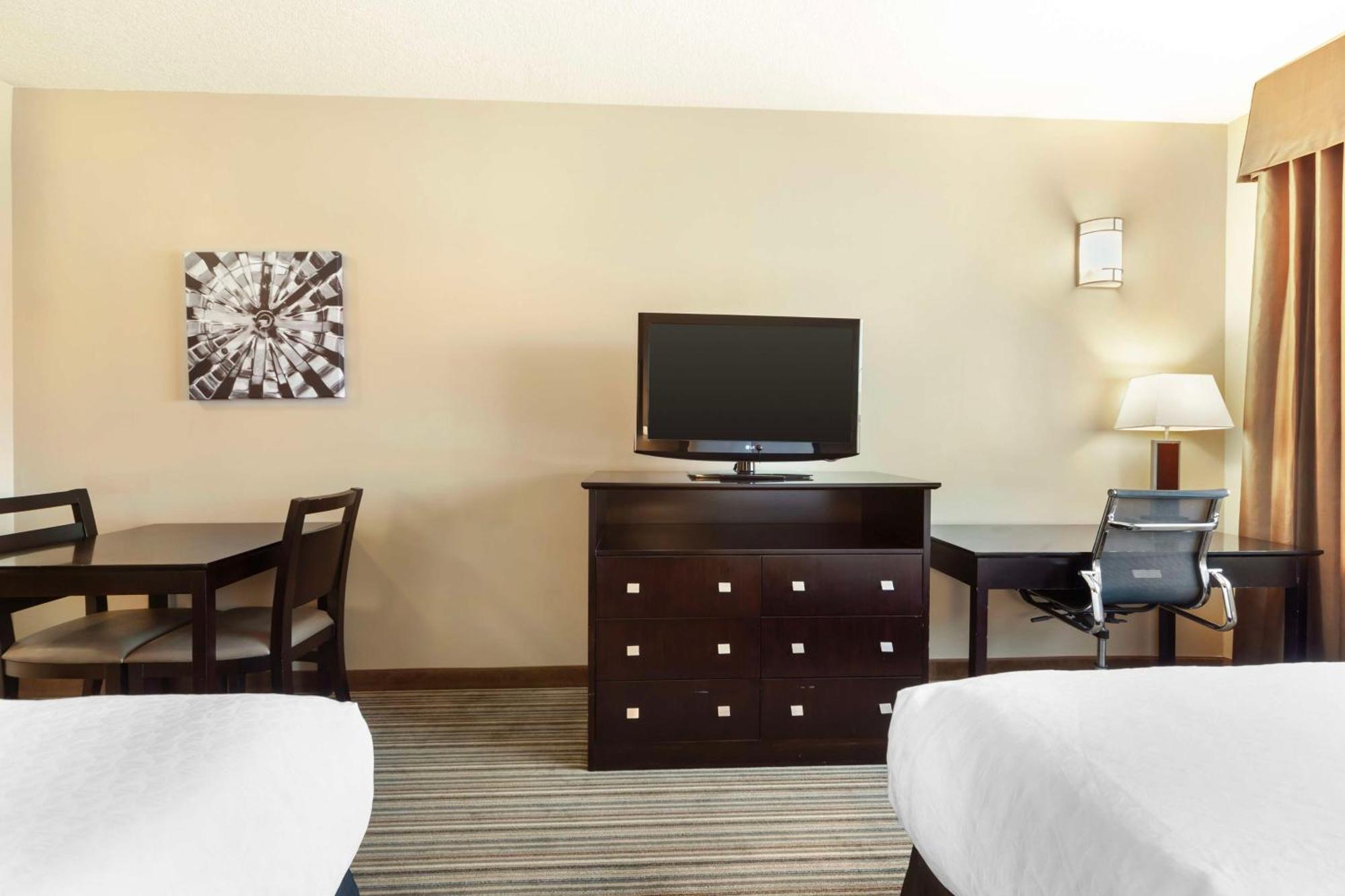 Best Western Plus Peace River Hotel & Suites Ngoại thất bức ảnh