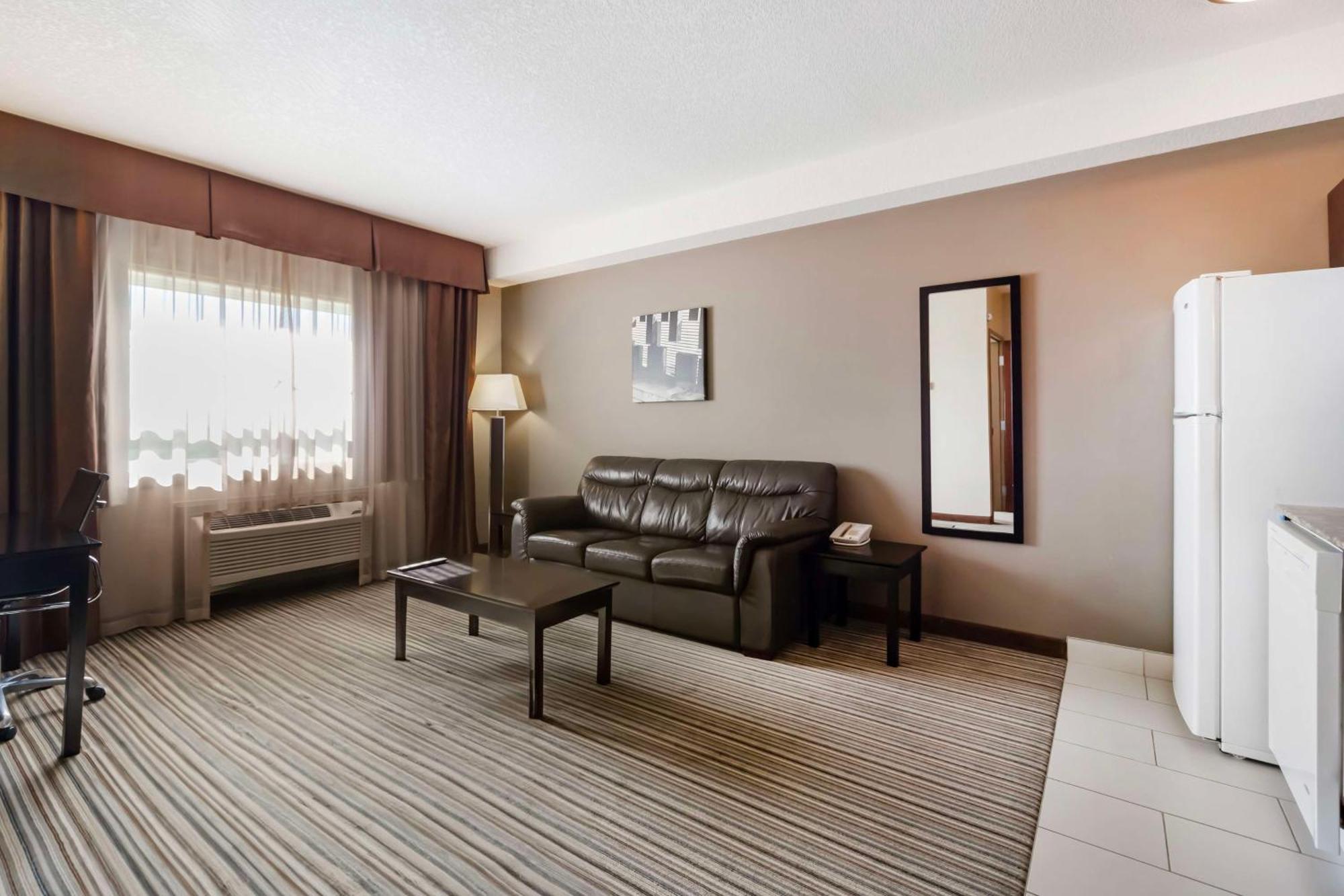 Best Western Plus Peace River Hotel & Suites Ngoại thất bức ảnh