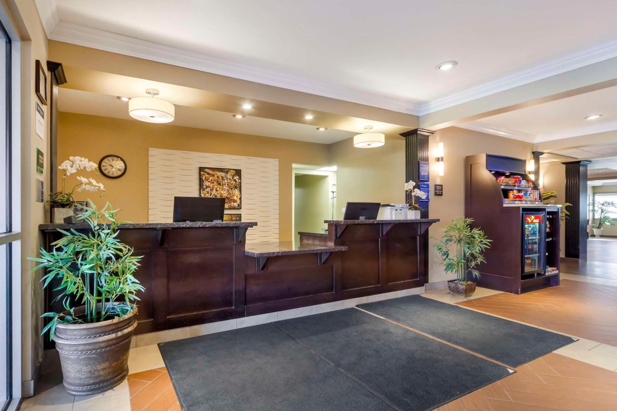 Best Western Plus Peace River Hotel & Suites Ngoại thất bức ảnh