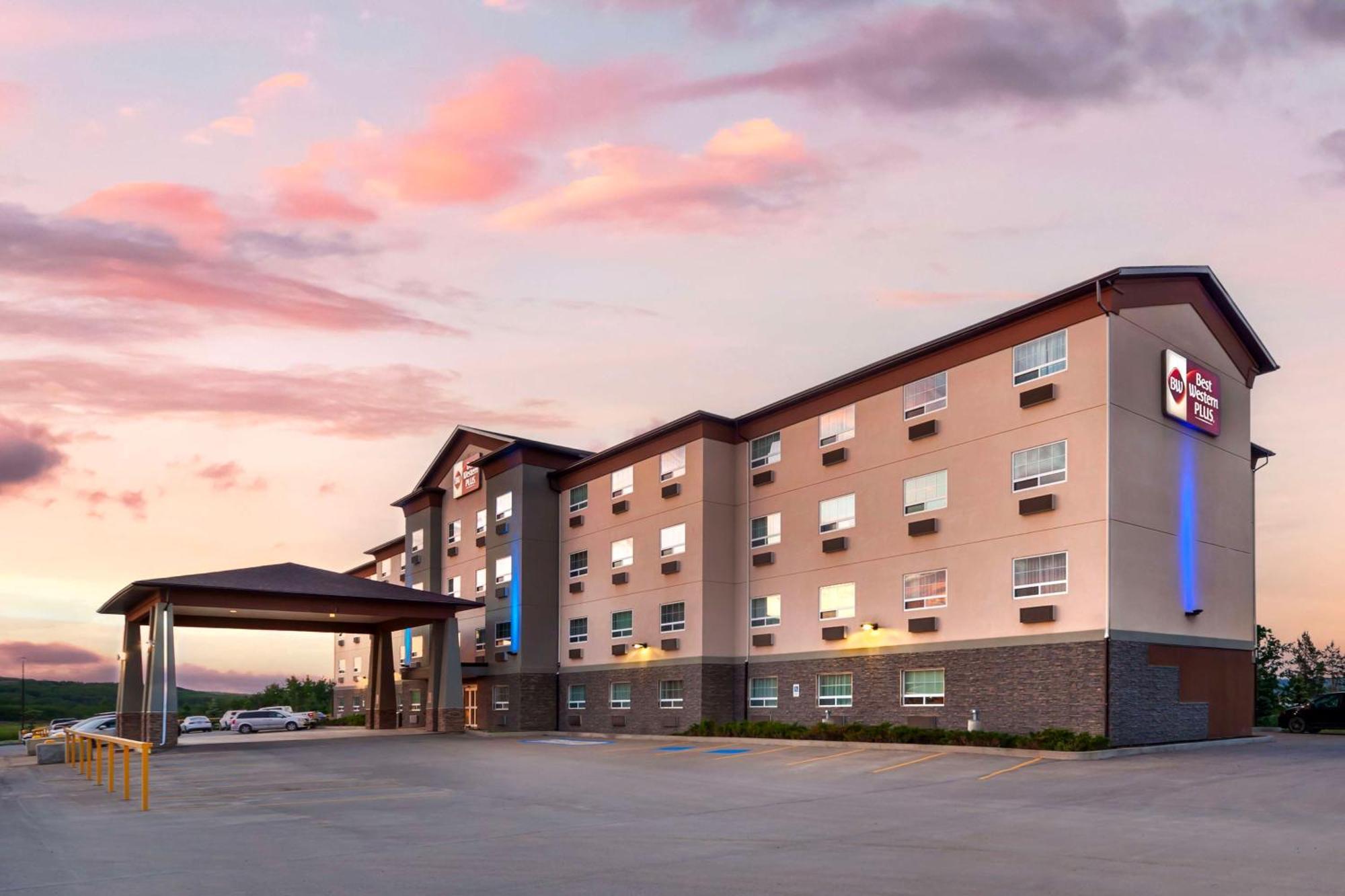 Best Western Plus Peace River Hotel & Suites Ngoại thất bức ảnh