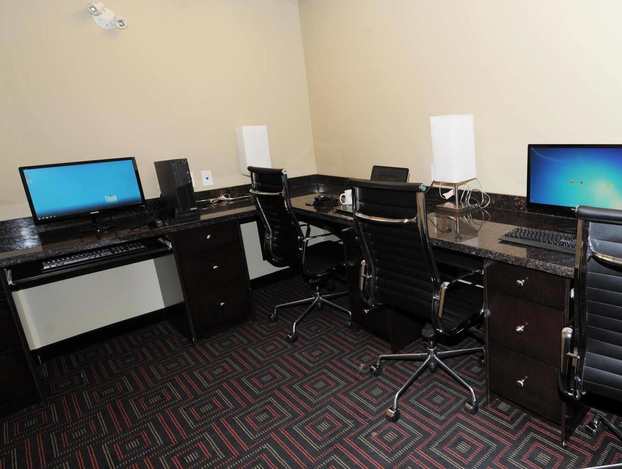 Best Western Plus Peace River Hotel & Suites Ngoại thất bức ảnh