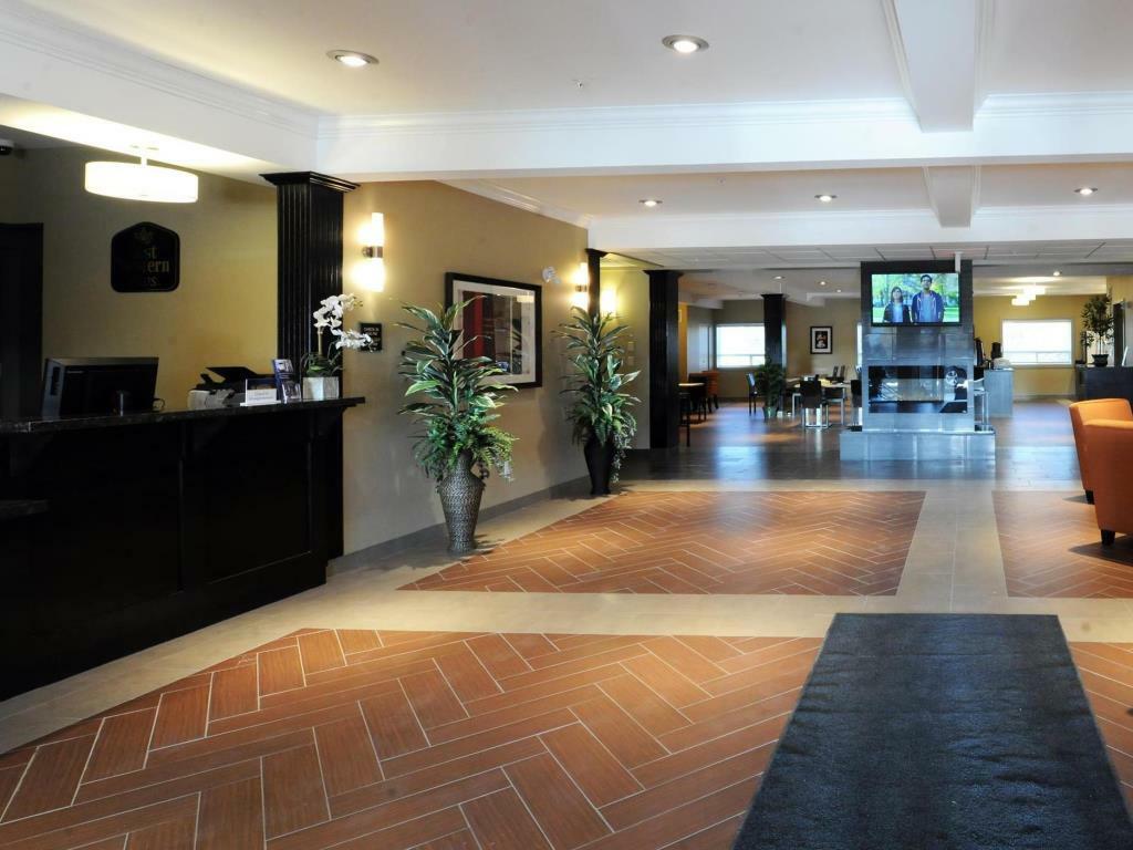 Best Western Plus Peace River Hotel & Suites Ngoại thất bức ảnh